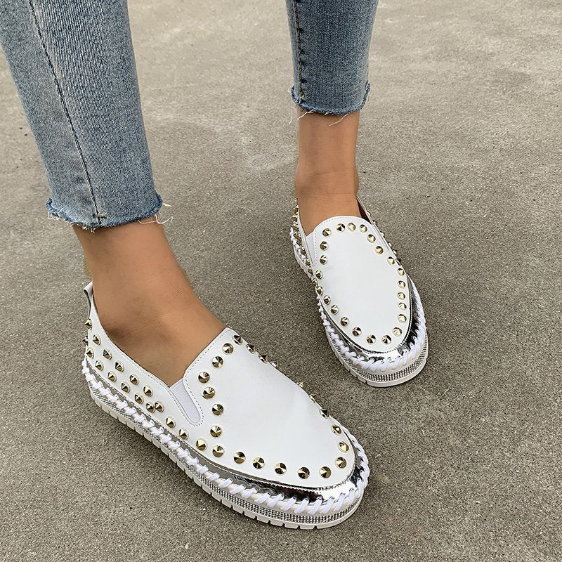 Fashion Rivet Shoes Flat Sneakers Women Fashion Rivet Shoes Flat Sneakers Women