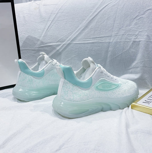 Women’s Lightweight Mesh Sneakers – Breathable, Stylish & Everyday Comfortable