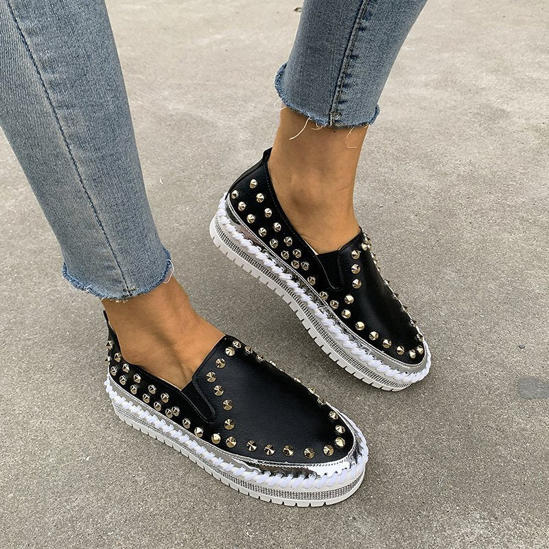 Fashion Rivet Shoes Flat Sneakers Women Fashion Rivet Shoes Flat Sneakers Women