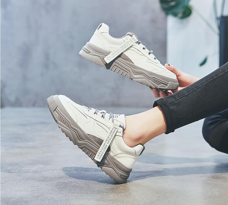 Women’s Leather Baotou Casual Shoes – Breathable Mid-Heel Comfort Slip-Ons Women’s Leather Baotou Casual Shoes – Breathable Mid-Heel Comfort Slip-Ons