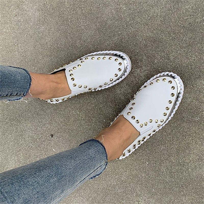 Fashion Rivet Shoes Flat Sneakers Women Fashion Rivet Shoes Flat Sneakers Women